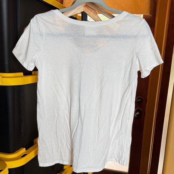 Fetch & Co White V-Neck T-Shirt Heart Graphic Peace Be Mine Size XS Oversized - Picture 5 of 5